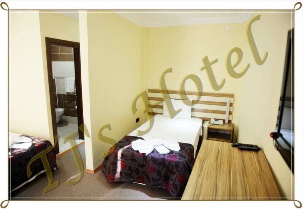 Tj'S Hotel Эджеабат Экстерьер фото